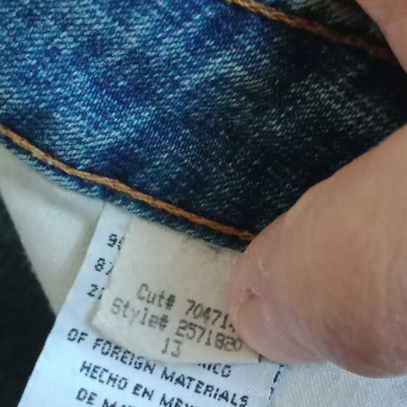 🧘 L.E.I Denim - Picture 4 of 4